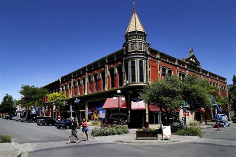 landmark ellensburg